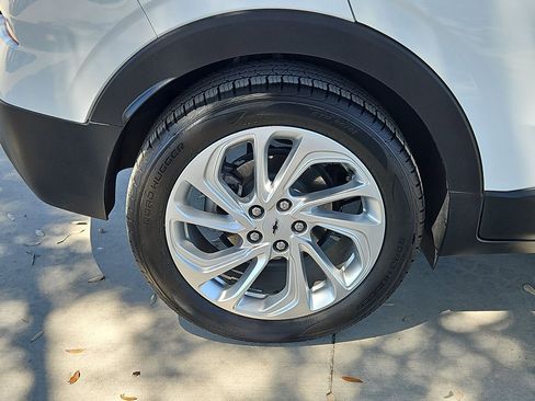 Certified 2022 Chevrolet Bolt EUV LT image 33