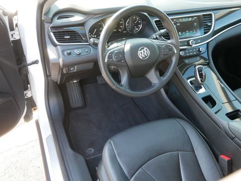 Used 2019 Buick LaCrosse Essence FWD image 10