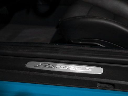 Used 2018 Porsche 718 Boxster S image 40