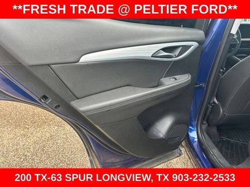 Used 2025 Buick Envision Avenir AWD/4WD image 18