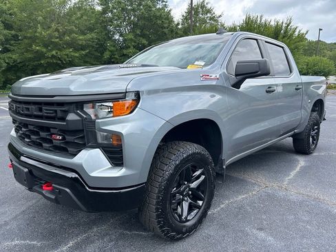 Used 2025 Chevrolet Silverado 1500 Custom Trail Boss AWD/4WD image 54