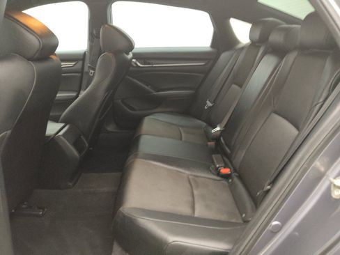 Used 2019 Honda Accord Sport image 18