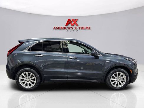 Used 2021 Cadillac XT4 Luxury w/ Cold Weather Package AWD/4WD image 11