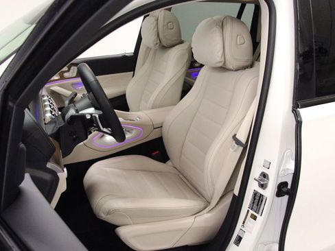 New 2026 Mercedes-Benz GLS 450 4MATIC image 12