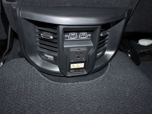 Used 2024 RAM 2500 Laramie image 19