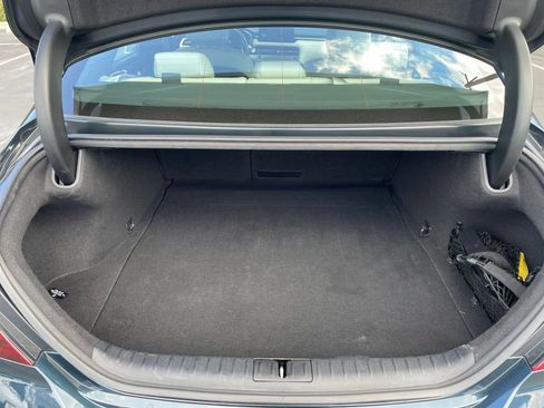 Used 2025 Genesis G70 2.5T image 31