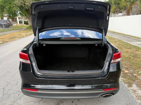 Used 2018 Kia Optima LX w/ Convenience Package image 6