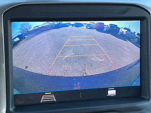 Used 2022 Chevrolet Silverado 1500 LT image 29