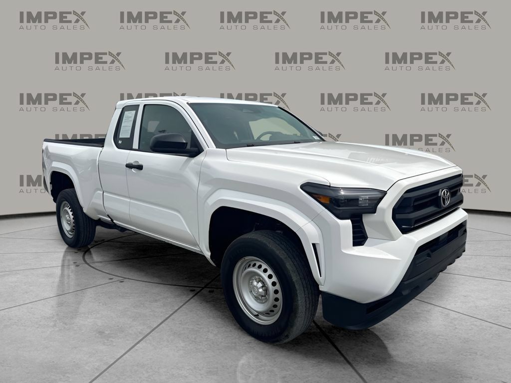 Used 2025 Toyota Tacoma SR RWD image 4