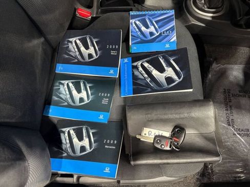 Used 2009 Honda Fit Sport image 19