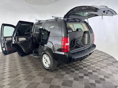Used 2007 Chevrolet Tahoe LT w/ LT Preferred Equipment Group AWD/4WD image 16