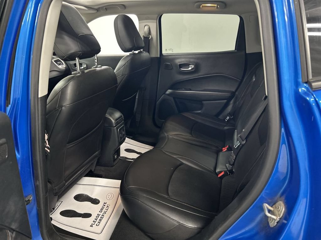 Used 2021 Jeep Compass Latitude w/ Sun and Sound Group AWD/4WD image 20