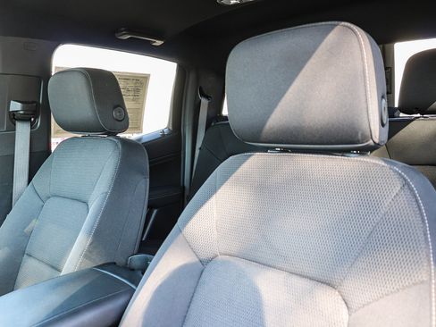 Used 2023 Chevrolet Colorado LT w/ LT Convenience Package II image 17