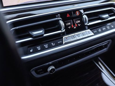 Used 2020 BMW X5 xDrive40i w/ Premium Package AWD/4WD image 27