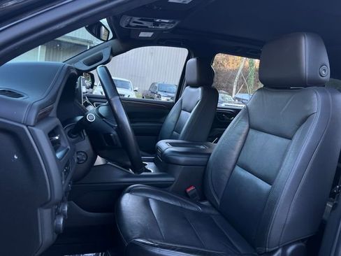 Used 2021 Chevrolet Tahoe Z71 w/ Z71 Signature Package image 14