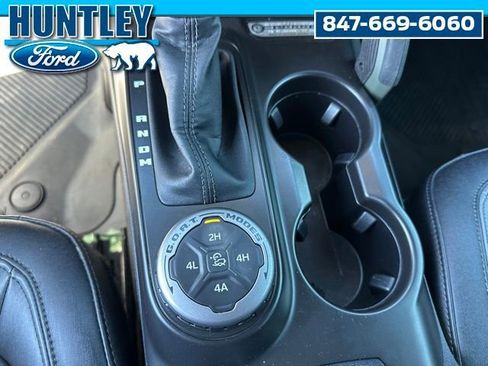 Used 2024 Ford Bronco Everglades image 11
