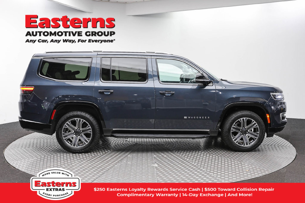 Used 2024 Jeep Wagoneer Series II AWD/4WD image 5