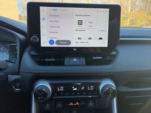 Used 2024 Toyota RAV4 XLE Premium image 8