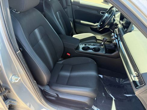 Used 2024 Honda Civic Sport image 30