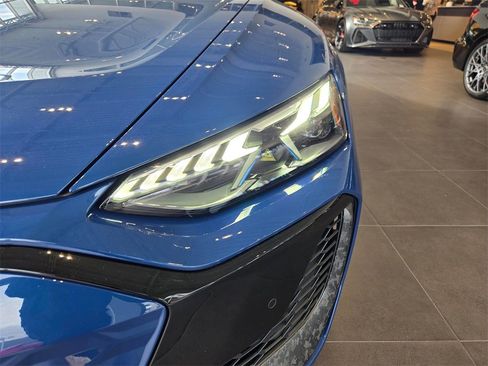 New 2026 Audi RS e-tron GT performance image 9