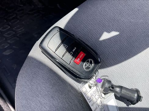 Used 2025 Toyota Camry LE w/ Convenience Package FWD image 13