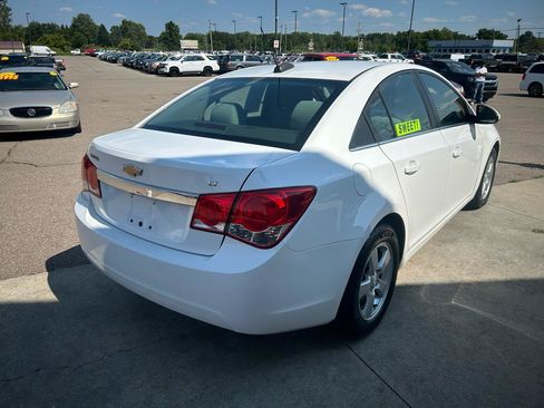 Used 2015 Chevrolet Cruze LT FWD image 5