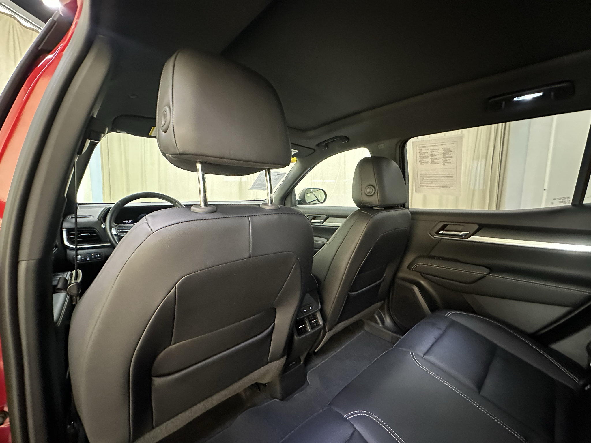 Certified 2025 GMC Terrain Elevation w/ Elevation Premium Package AWD/4WD image 21