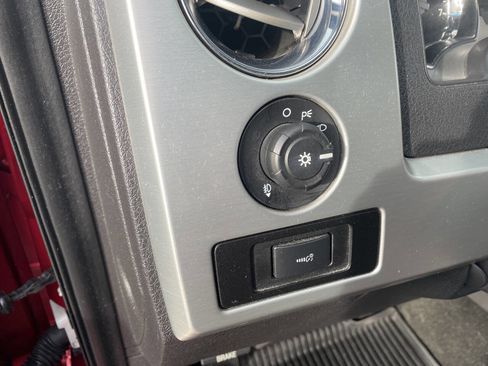 Used 2013 Ford F150 Platinum AWD/4WD image 23