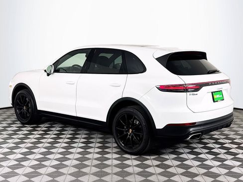 Used 2023 Porsche Cayenne AWD/4WD image 6