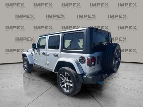 Used 2024 Jeep Wrangler Unlimited w/ Convenience Group image 3