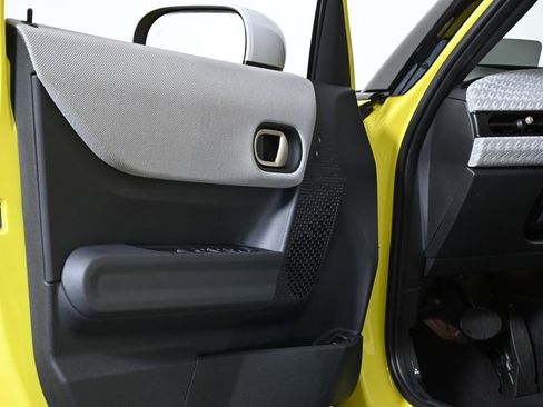 Certified 2025 MINI Cooper S image 29