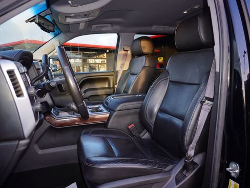 Used 2015 GMC Sierra 1500 SLT w/ SLT Crew Cab Value Package image 24