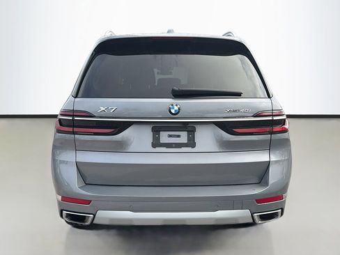 Certified 2024 BMW X7 xDrive40i image 5