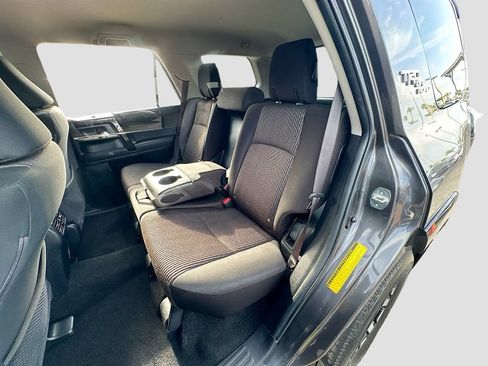Used 2022 Toyota 4Runner TRD Off-Road AWD/4WD image 22