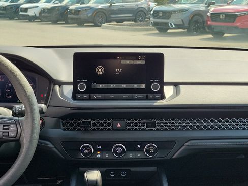 Certified 2023 Honda Accord LX image 18