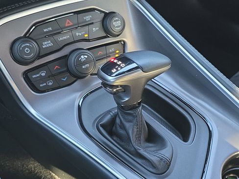 Used 2022 Dodge Challenger R/T Scat Pack w/ Dynamics Package image 20