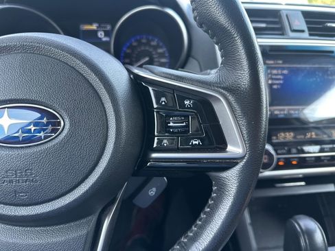 Used 2018 Subaru Outback 3.6R Touring image 17