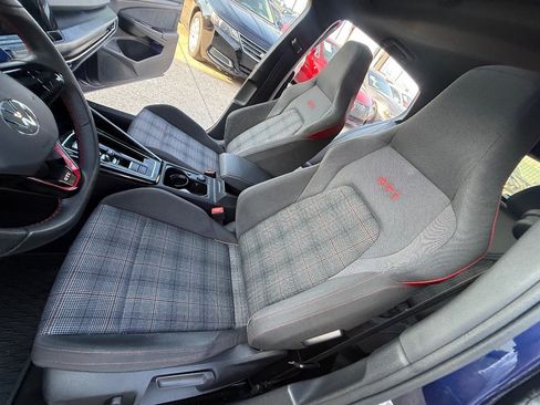 Used 2024 Volkswagen GTI SE FWD image 21