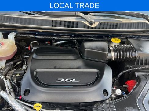 Used 2018 Chrysler Pacifica Touring-L Plus w/ Advanced Safetytec Group FWD image 37