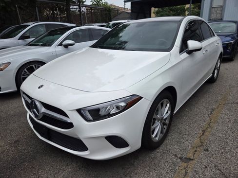 Used 2019 Mercedes-Benz A 220 4MATIC image 1