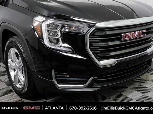 Certified 2024 GMC Terrain SLE FWD image 30