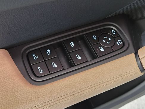 Certified 2026 Porsche Cayenne Coupe AWD/4WD image 14