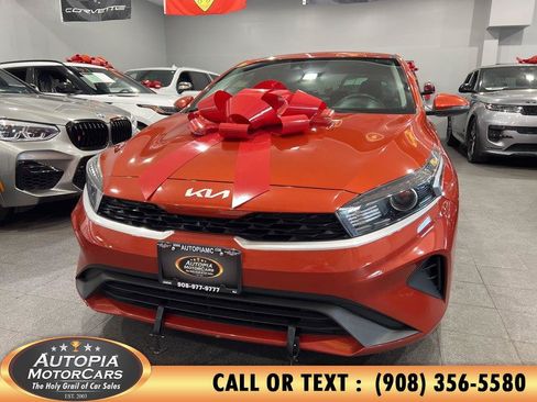 Used 2023 Kia Forte LXS w/ LXS Technology Package FWD image 1