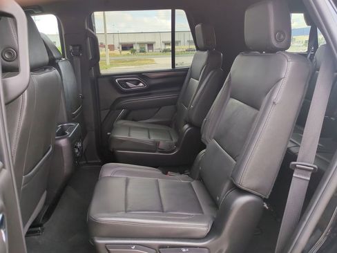 Used 2024 Chevrolet Tahoe LT AWD/4WD image 17