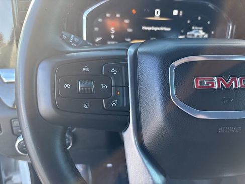 Used 2025 GMC Sierra 1500 SLT image 19