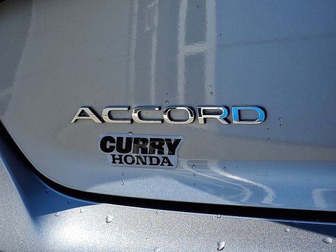 Used 2024 Honda Accord EX image 31