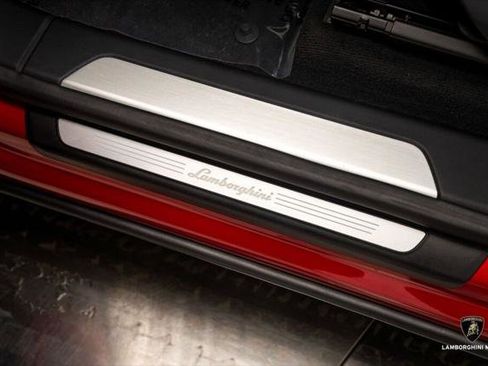 Used 2023 Lamborghini Urus S image 28