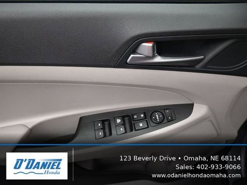 Used 2018 Hyundai Tucson SE w/ Cargo Package image 24