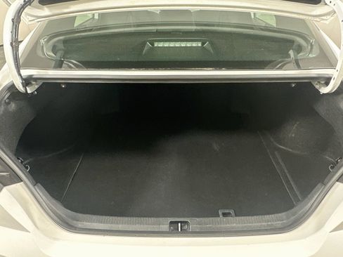 Used 2025 Toyota Camry SE FWD image 28