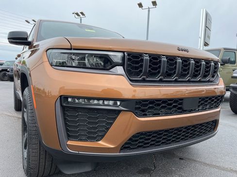 New 2026 Jeep Grand Cherokee L Limited AWD/4WD image 53
